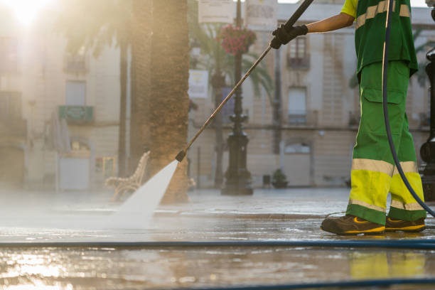 Best Restaurant Pressure Washing  in Chuluota, FL
